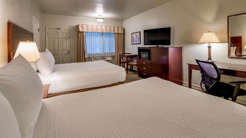 Best Western Plus Bayshore Inn image 24