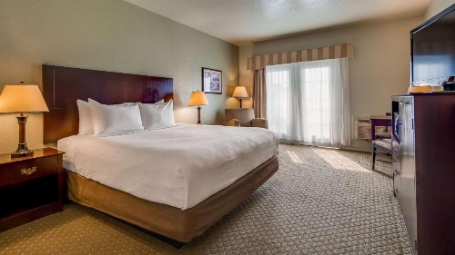 Best Western Plus Bayshore Inn image 25