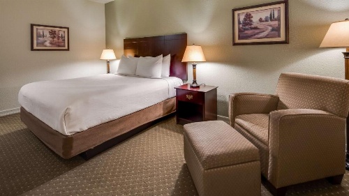 Best Western Plus Bayshore Inn image 28